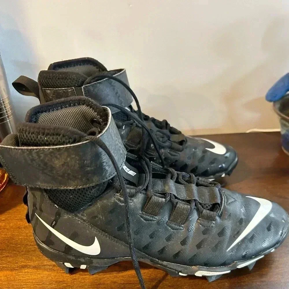 Nike Force Savage 2 Shark Mens Football Cleat Aq7722-001 Sz 9.5 Black Fast Flex.